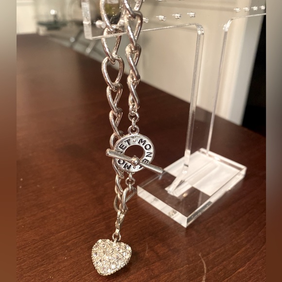 MONET heart charm bracelet with rhinestones - Picture 7 of 12